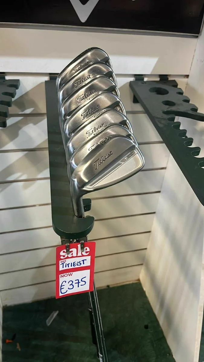 Titleist T100 LEFT HAND 5-GW Amt S300 Stiff €375 - Image 3