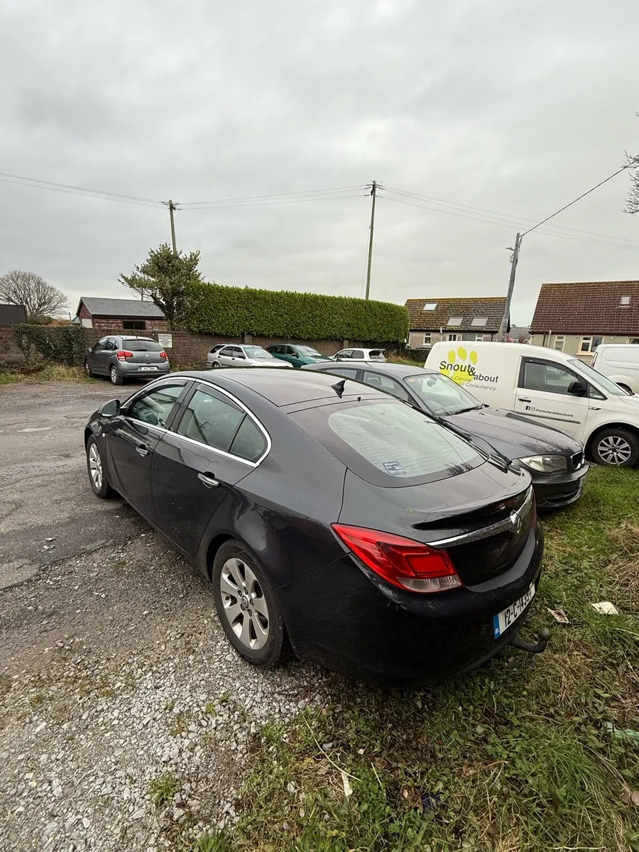 Vauxhall Insignia - Image 2