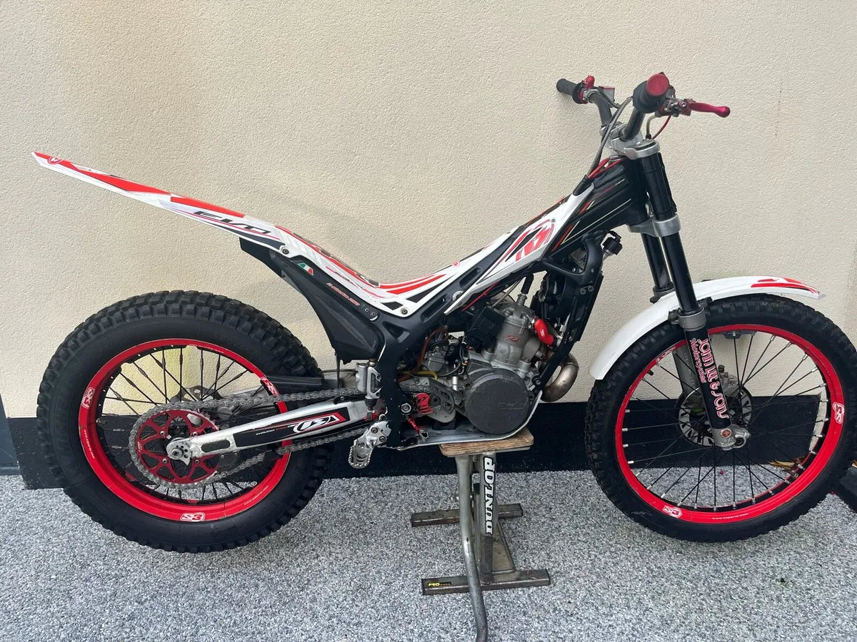 Beta EVO 250 Trials Bike - Image 1
