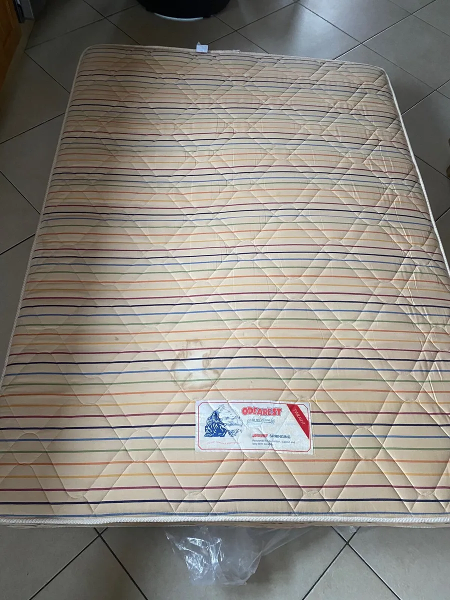 Mattress 4ft 6 Bed - Image 2