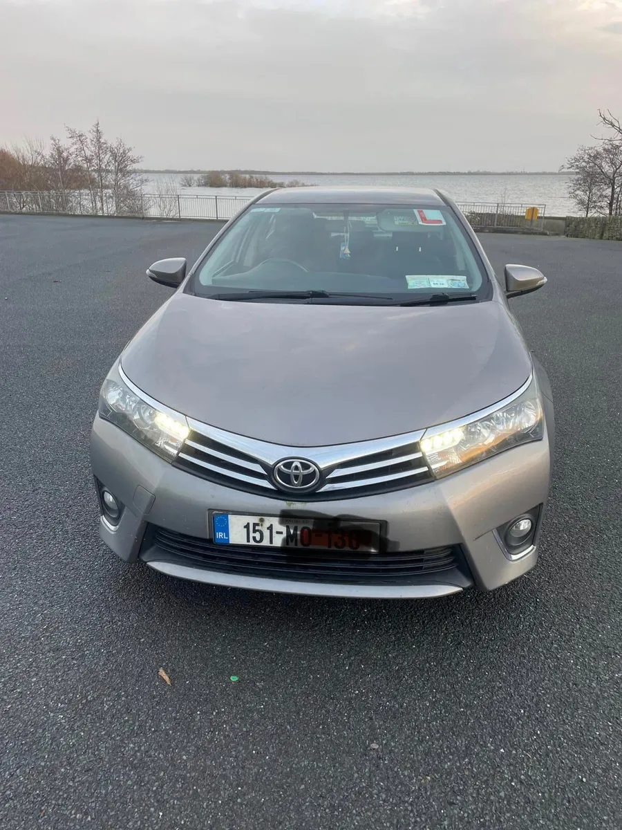Toyota Corolla 2015 - Image 1