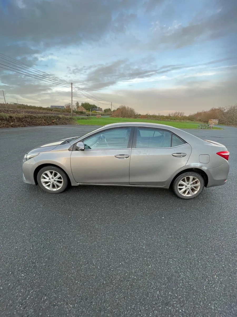 Toyota Corolla 2015 - Image 4