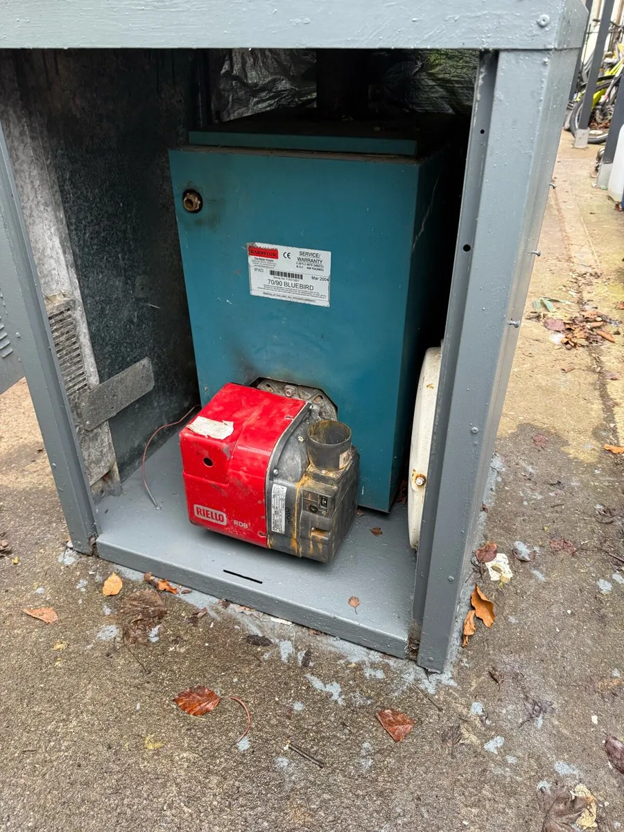Oil boiler - Image 2