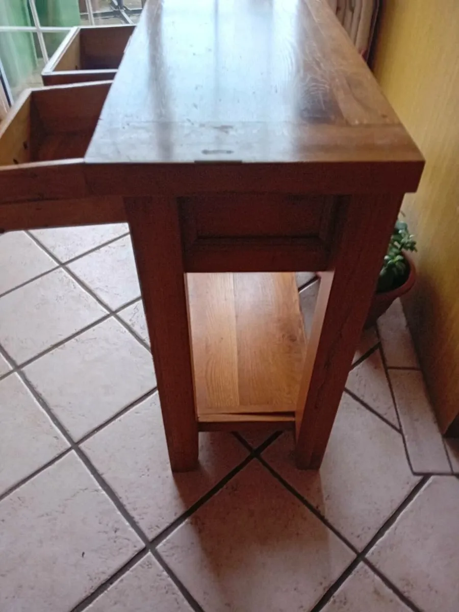 Hall table - Image 2