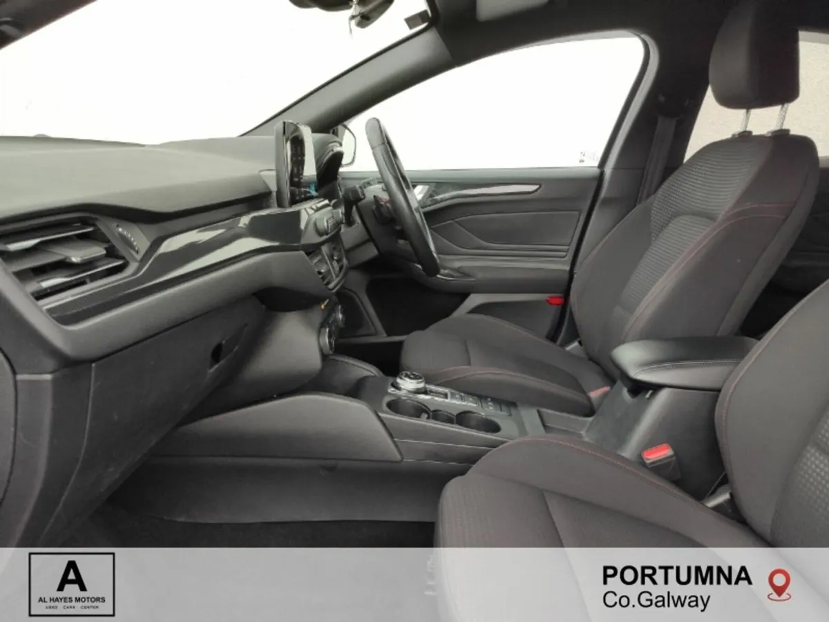 Ford Focus AUTOMATIC ST-Line 1.5L DSL EcoBlue 120B - Image 4