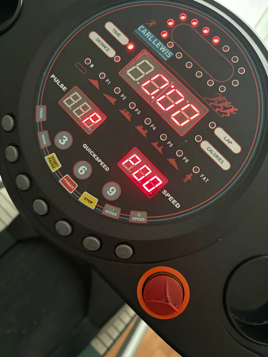 Home treadmill - Image 1