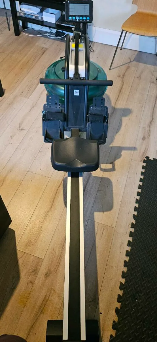 Cardiff water rower - Image 3