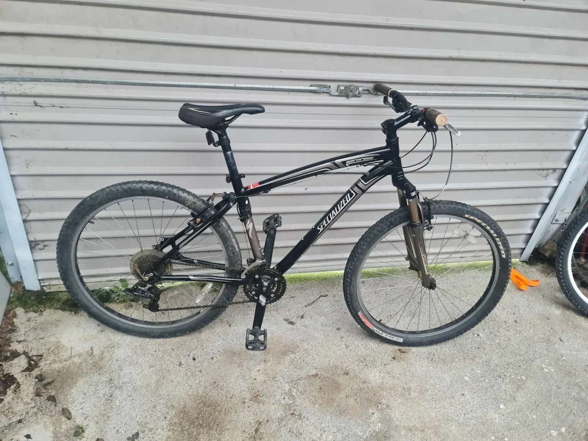 21 speed lightweight specialized mountain bike - Image 1