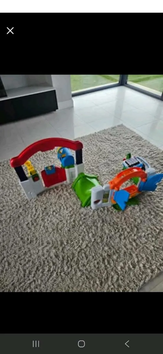 Little Tikes activity garden - Image 2