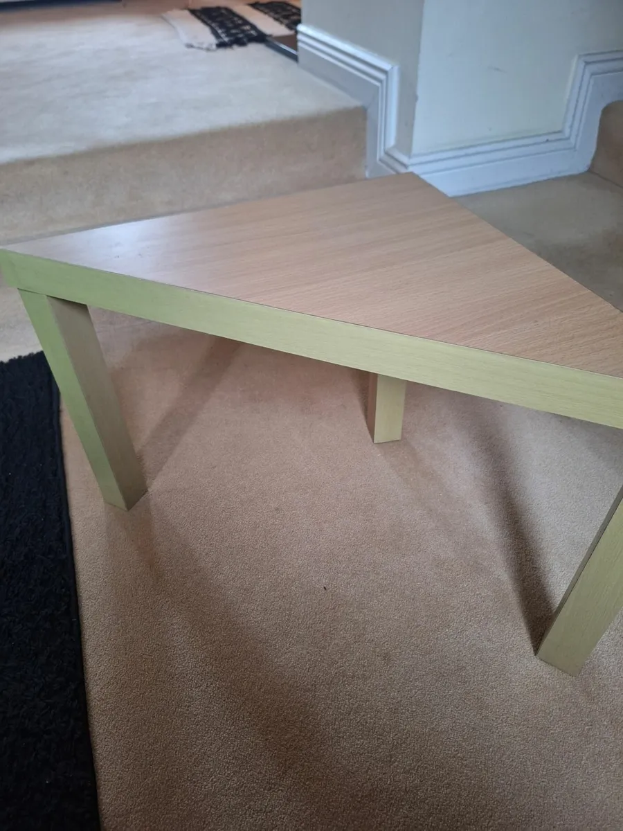Corner small side table - Image 1