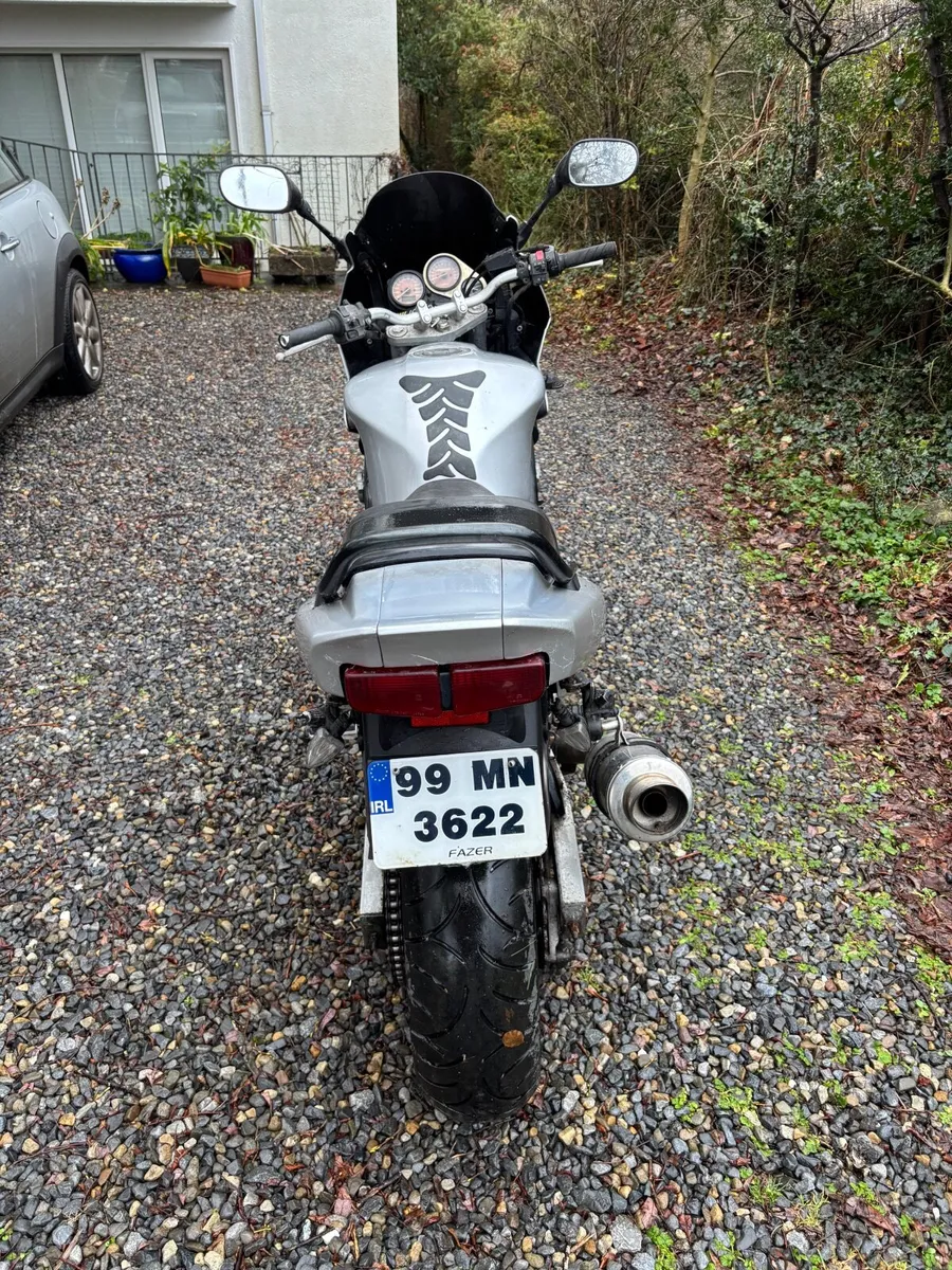 YAMAHA Fazer 1999 - Image 3