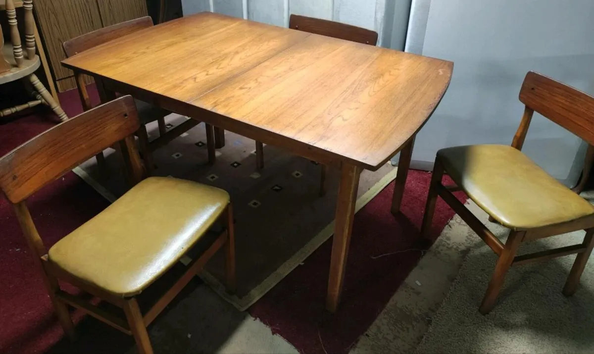 Retro 1960s/70s teak dining table /delivery - Image 4