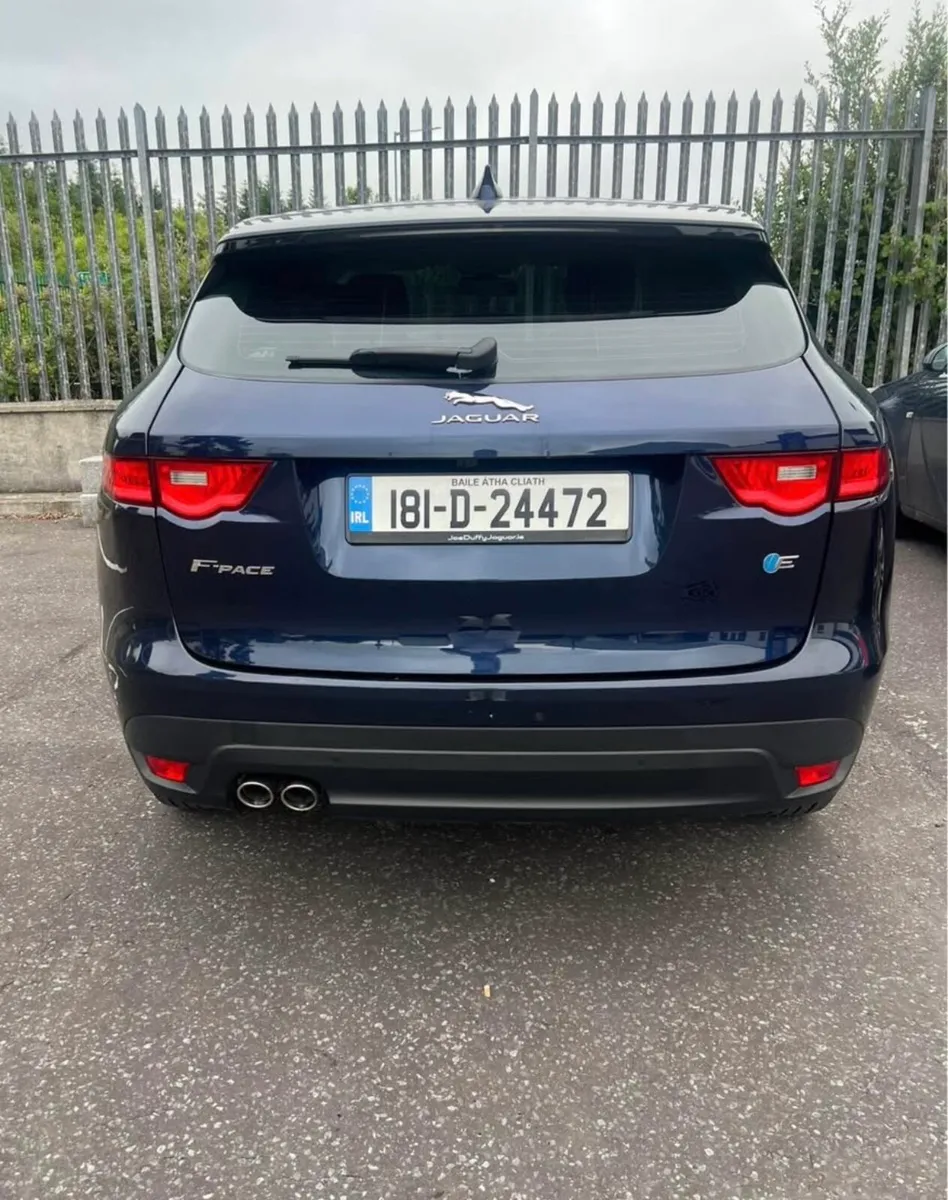 Jaguar F-Pace 2.0D 163 PS RWD Prestige €22,000 - Image 3