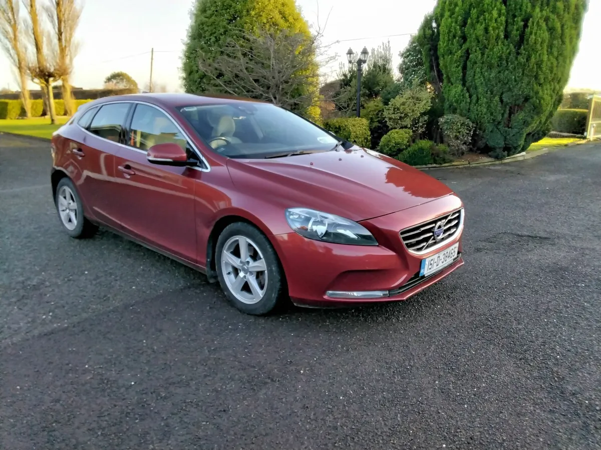 2015 Volvo V40 1.6 Diesel NCT September 2026 - Image 1