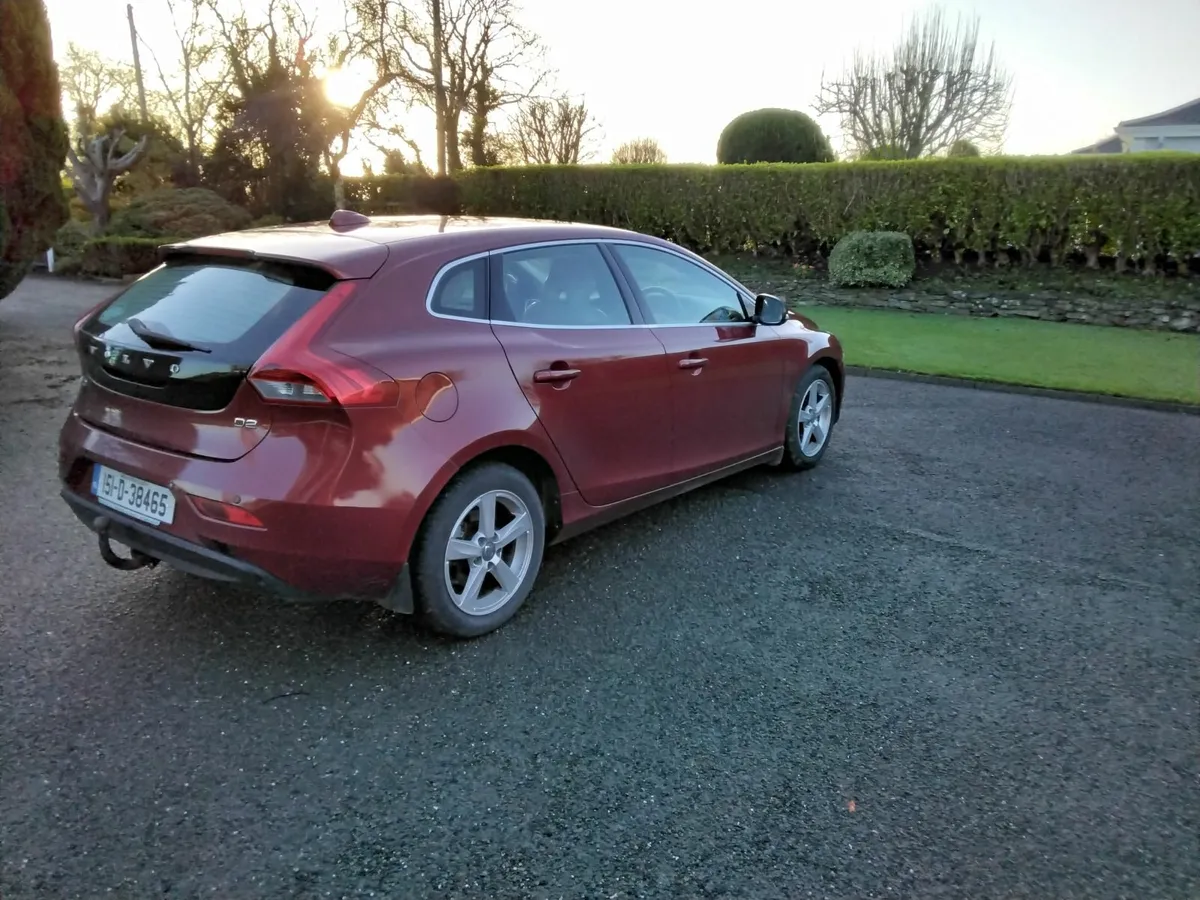 2015 Volvo V40 1.6 Diesel NCT September 2026 - Image 3