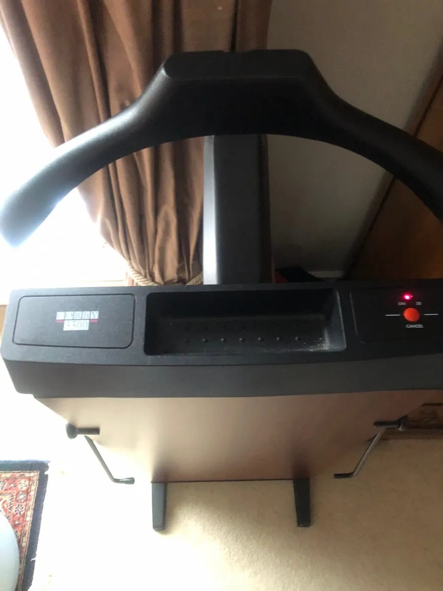 Clothes Press - Image 2