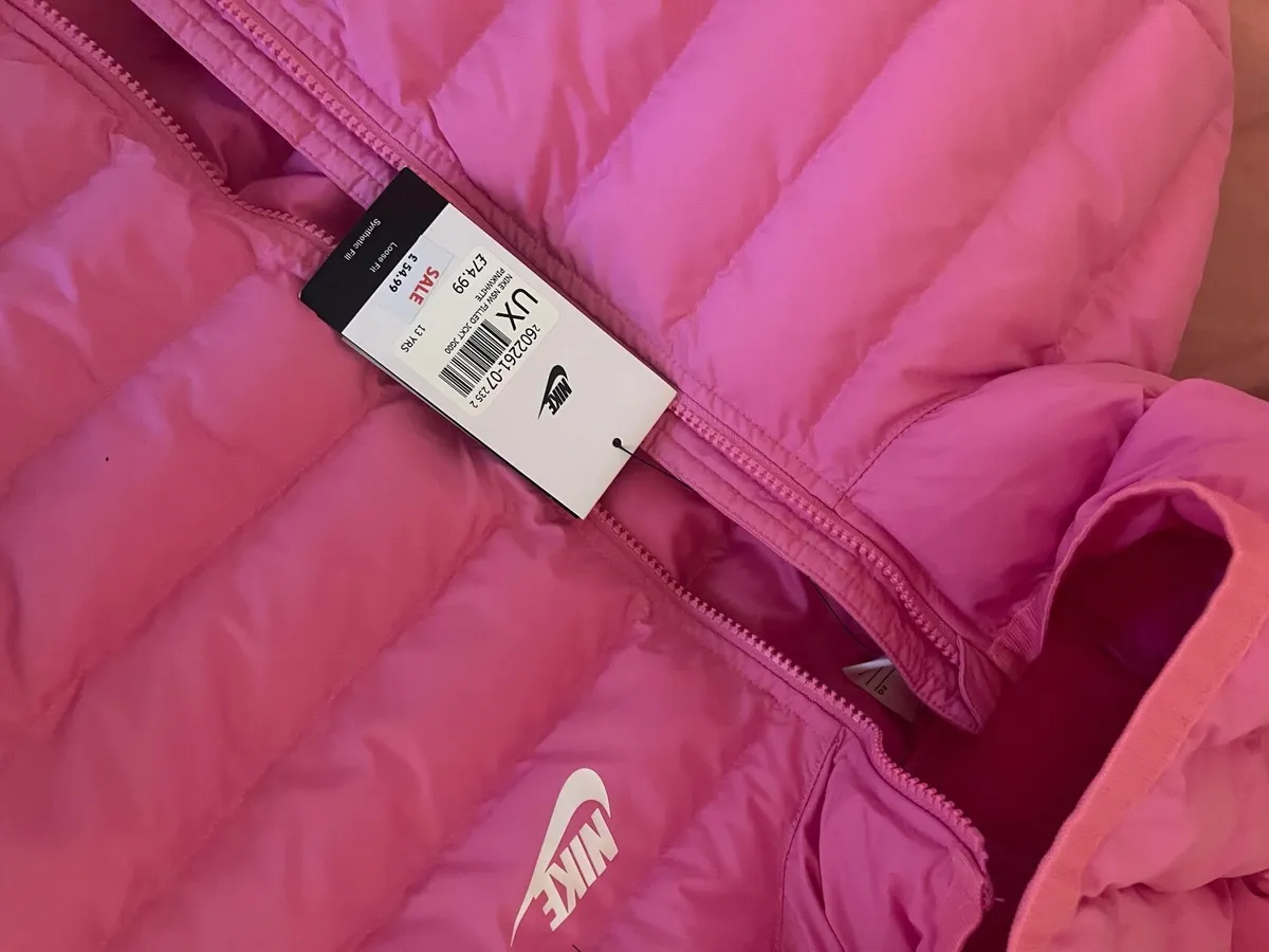 Girls coat - Image 1