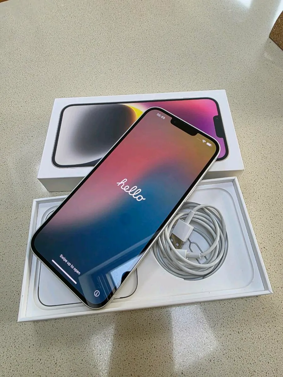 iPhone 14 plus unlocked - Image 1