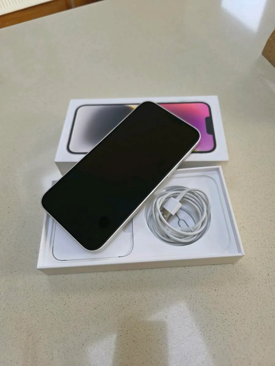 iPhone 14 plus unlocked - Image 3