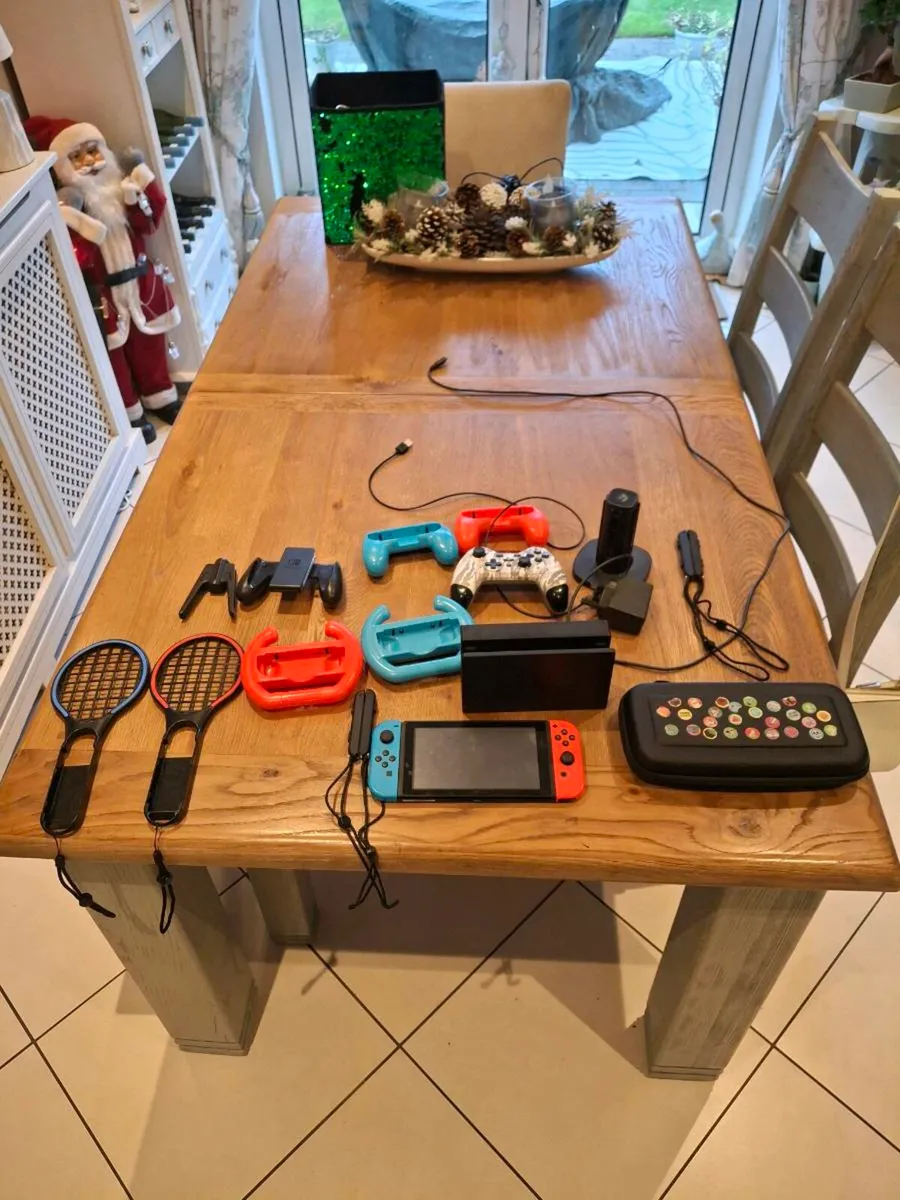 Nintendo Switch - Image 1
