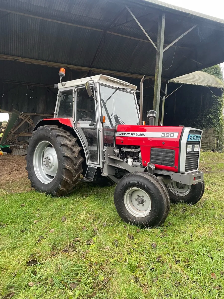Massey Ferguson 390 - Image 1
