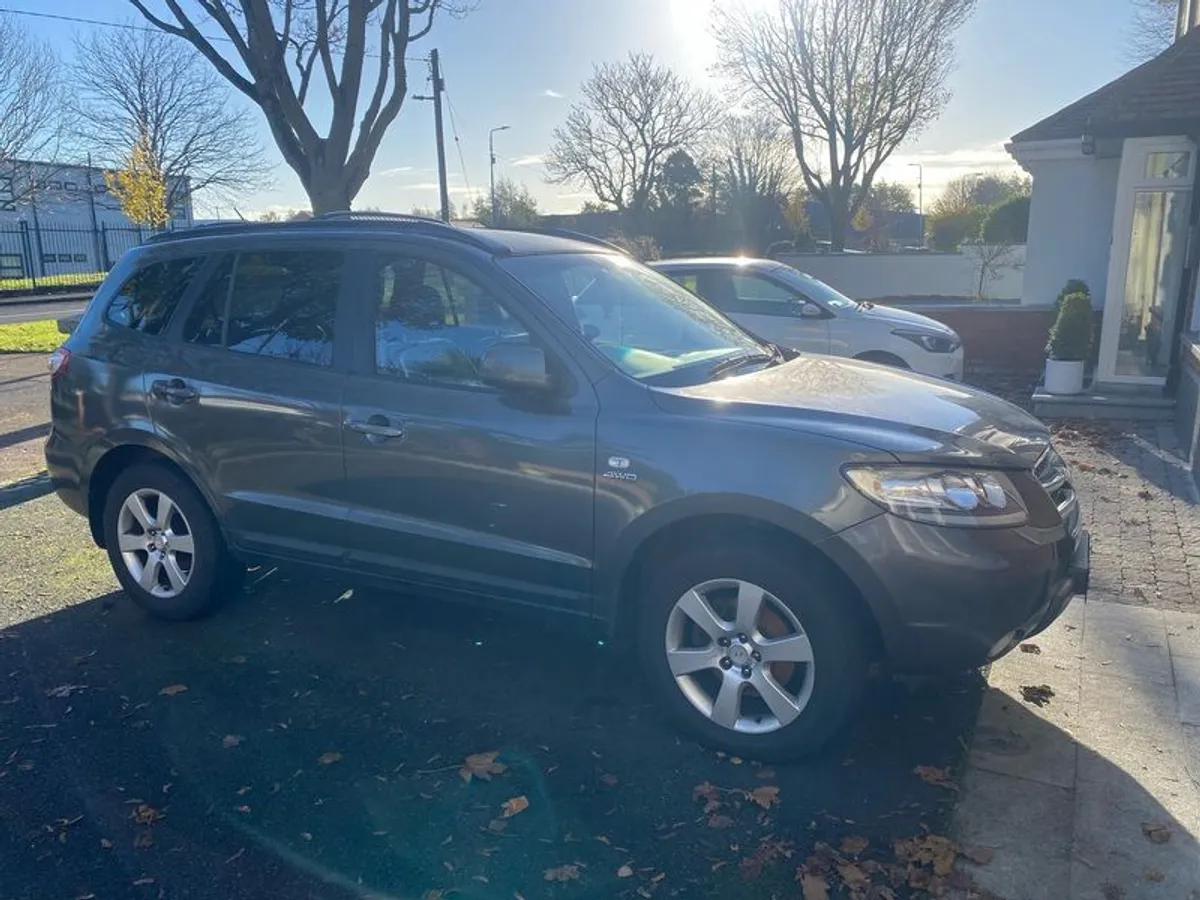 2008 Hyundai Santa Fe - Image 1