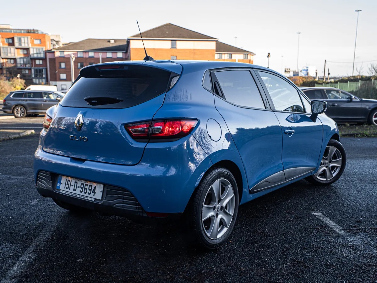 Renault Clio 2015 - Image 2