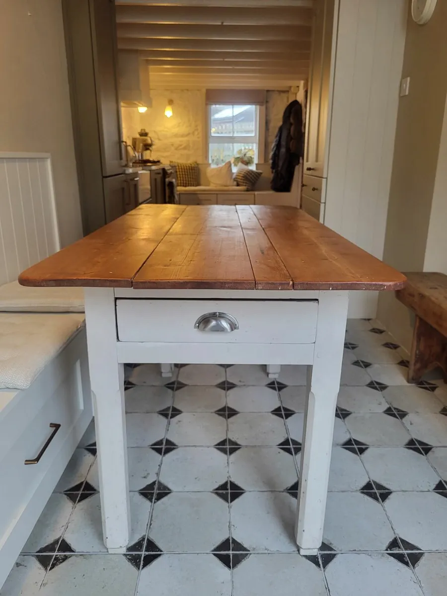 Kitchen Table - Image 2