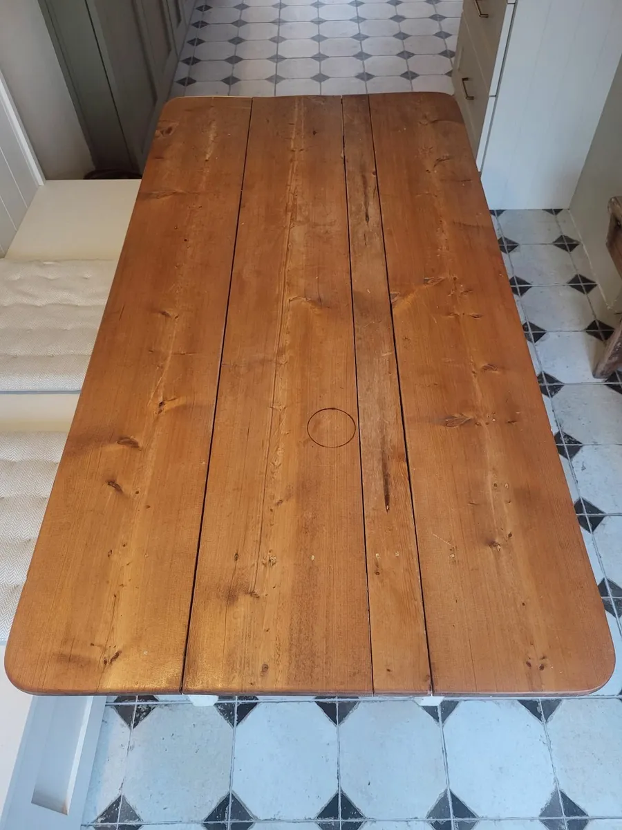 Kitchen Table - Image 3