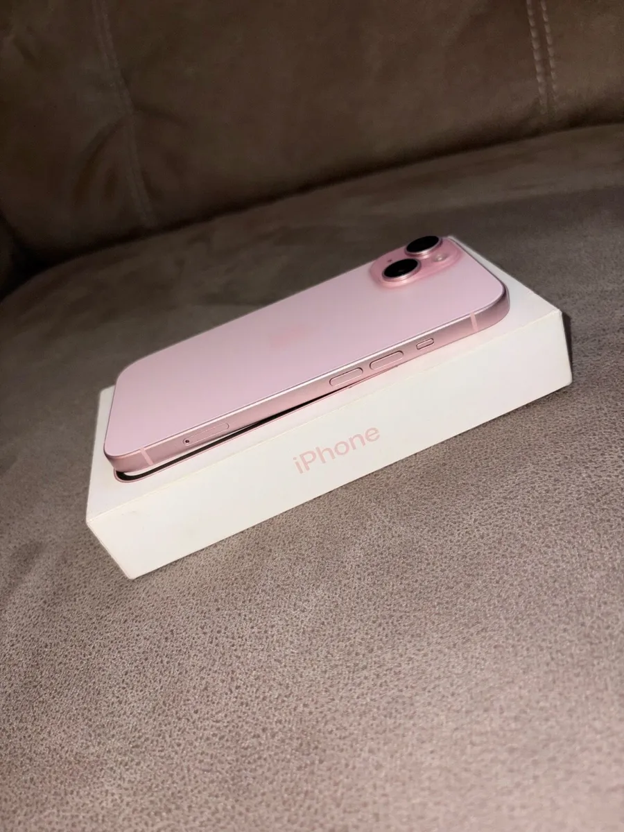 Pink iPhone 15 128GB - Image 2