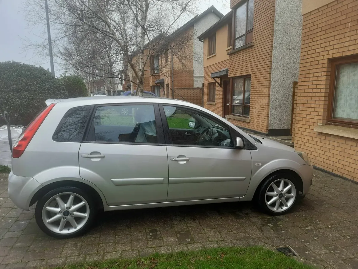 Ford Fiesta 2008 - Image 3
