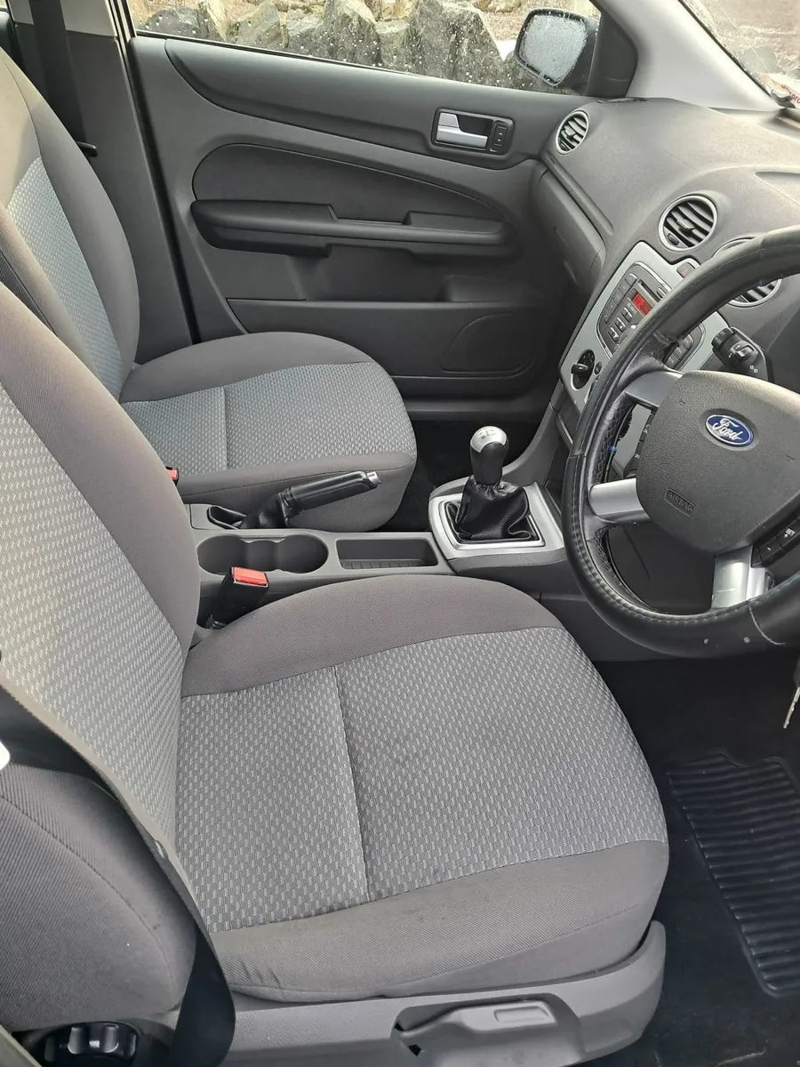 Ford Focus 2008 - Image 4