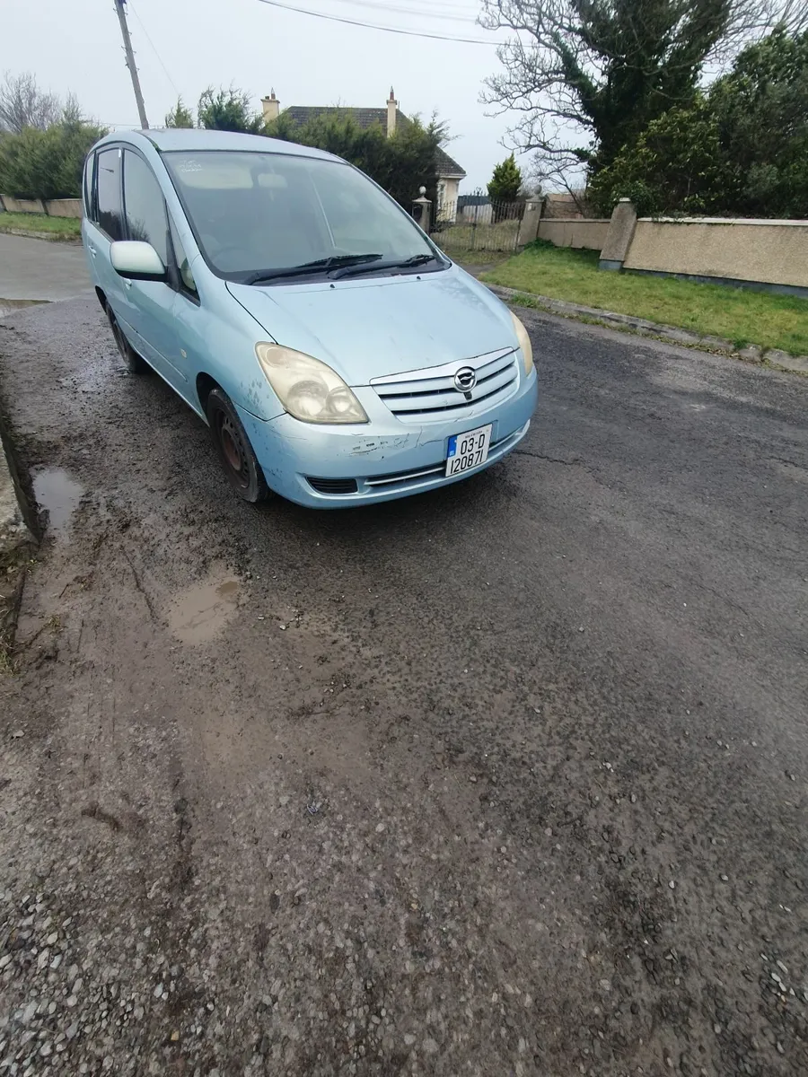 Toyota Corolla 2003 automatic - Image 1