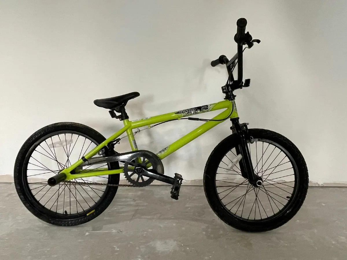 Haro BMX Bike - Retro Model - Collectible - Image 1