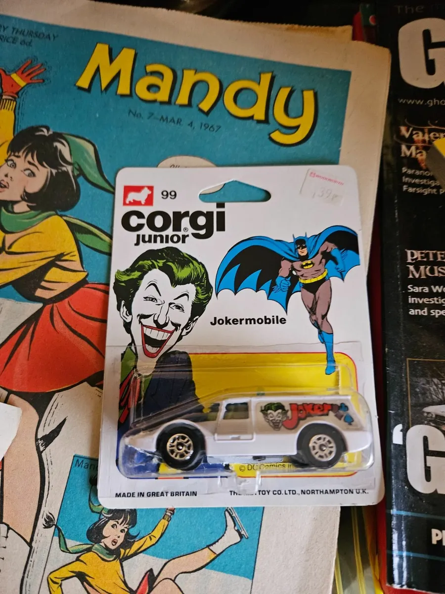 Vintage Corgi Batman Joker Car - Image 1