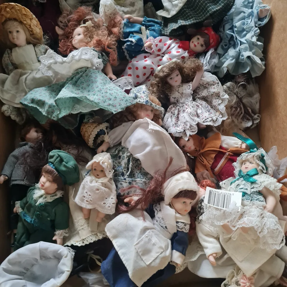 Vintage mini porcelain dolls - Image 3