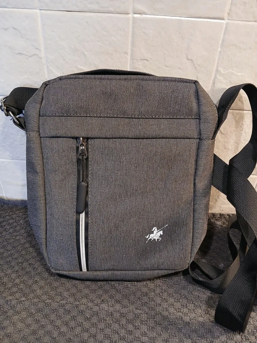 Man bags grey and black, set of 2 - Image 1