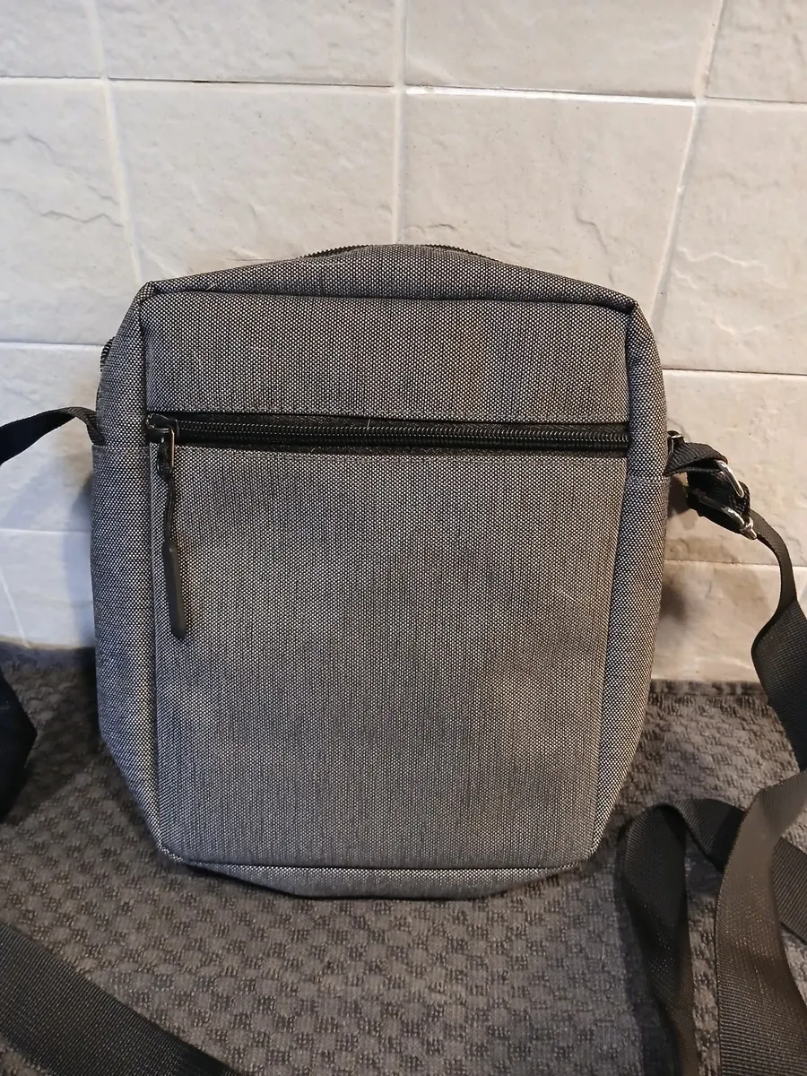 Man bags grey and black, set of 2 - Image 2