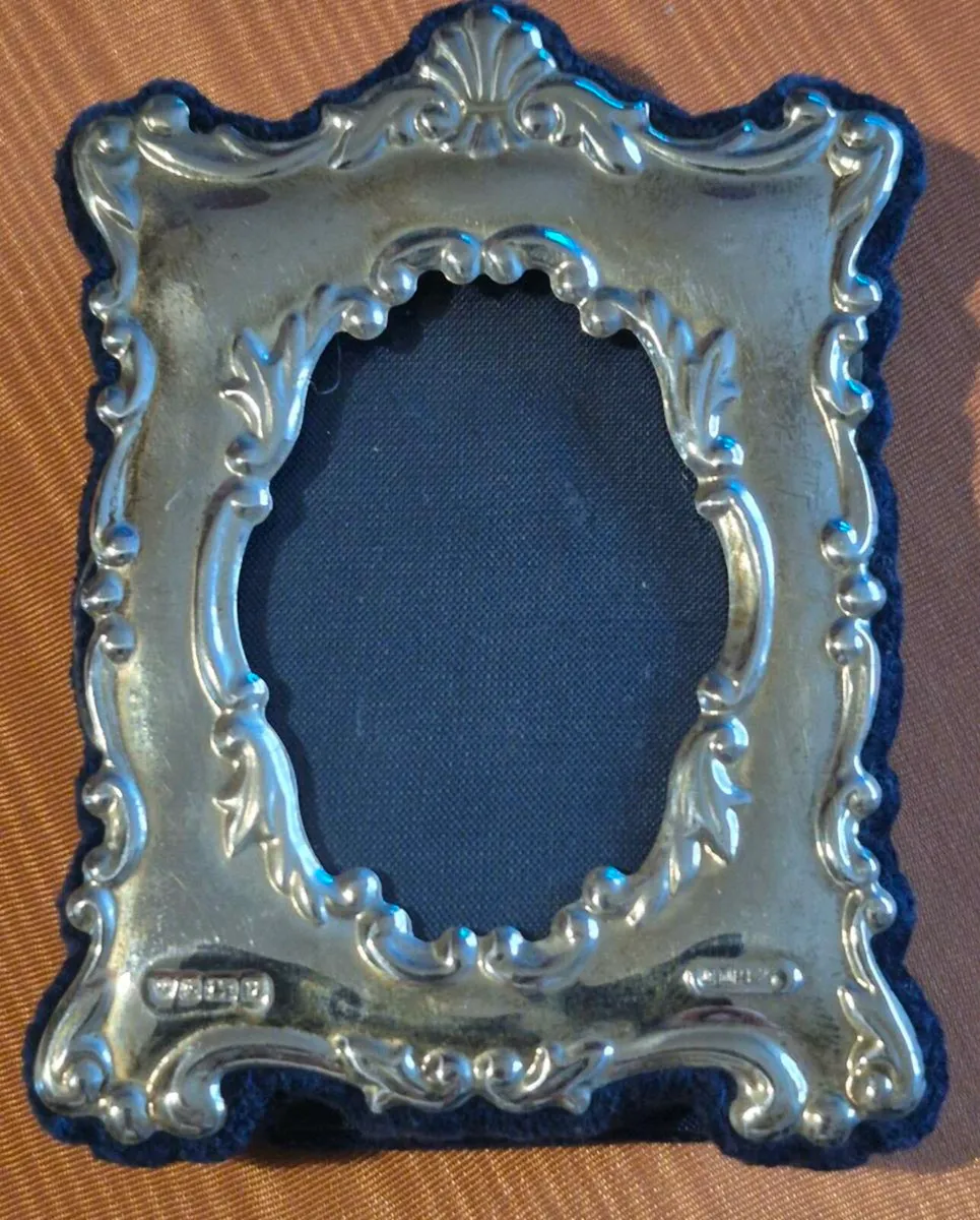 Sterling Silver Picture Frame - 1974 - Image 1
