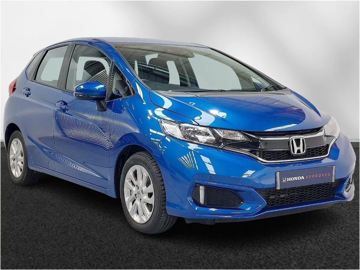 Honda Jazz Hatchback SE - Image 1