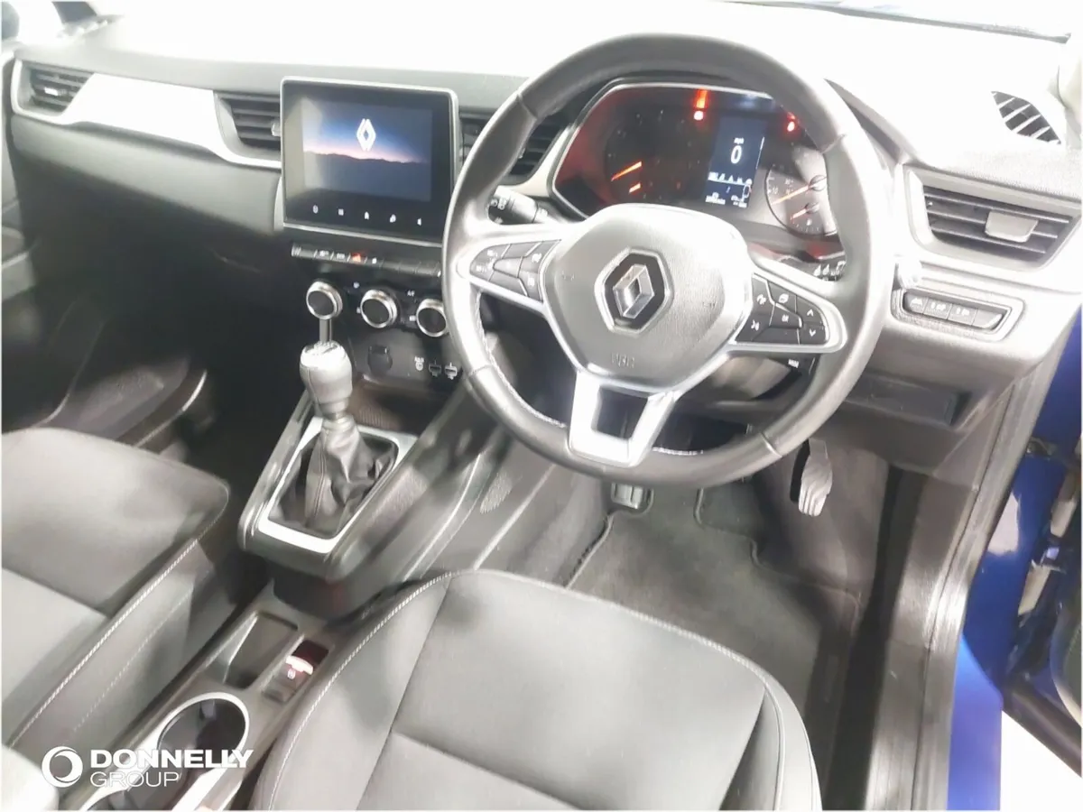 Renault Captur Hatchback Iconic - Image 4