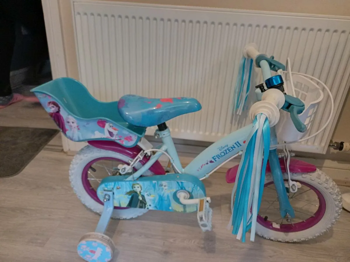 Kids frozen bike size 12 inch wheels - Image 2