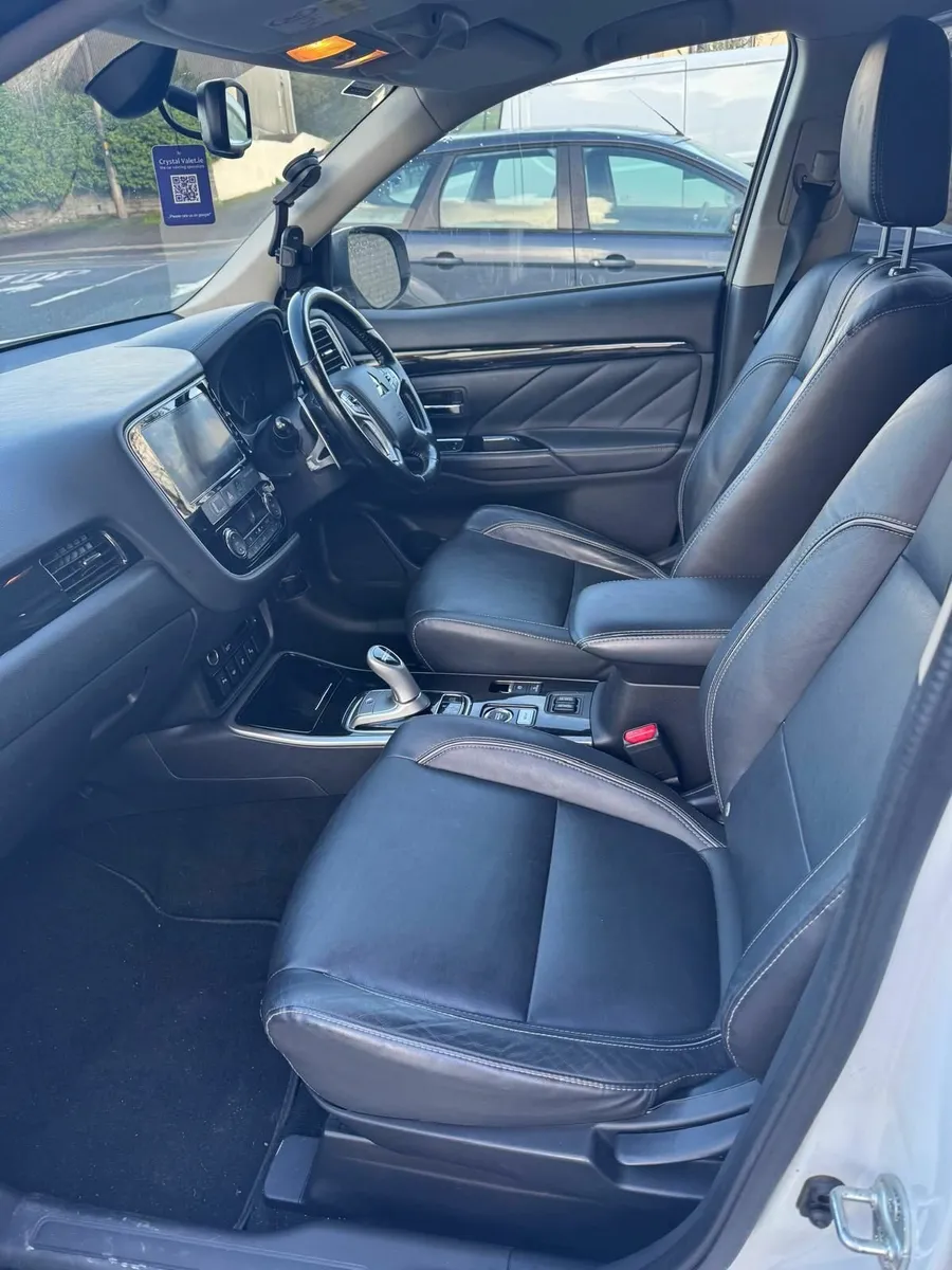 Mitsubishi Outlander 2018 - Image 4