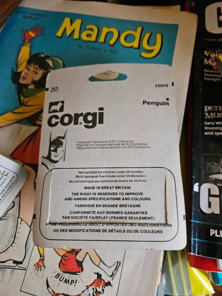 Vintage Corgi Penguins Car Batman - Image 2