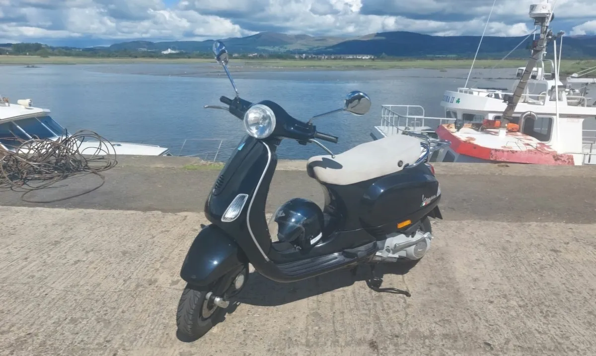Piaggio Vespa LX125 - Image 2