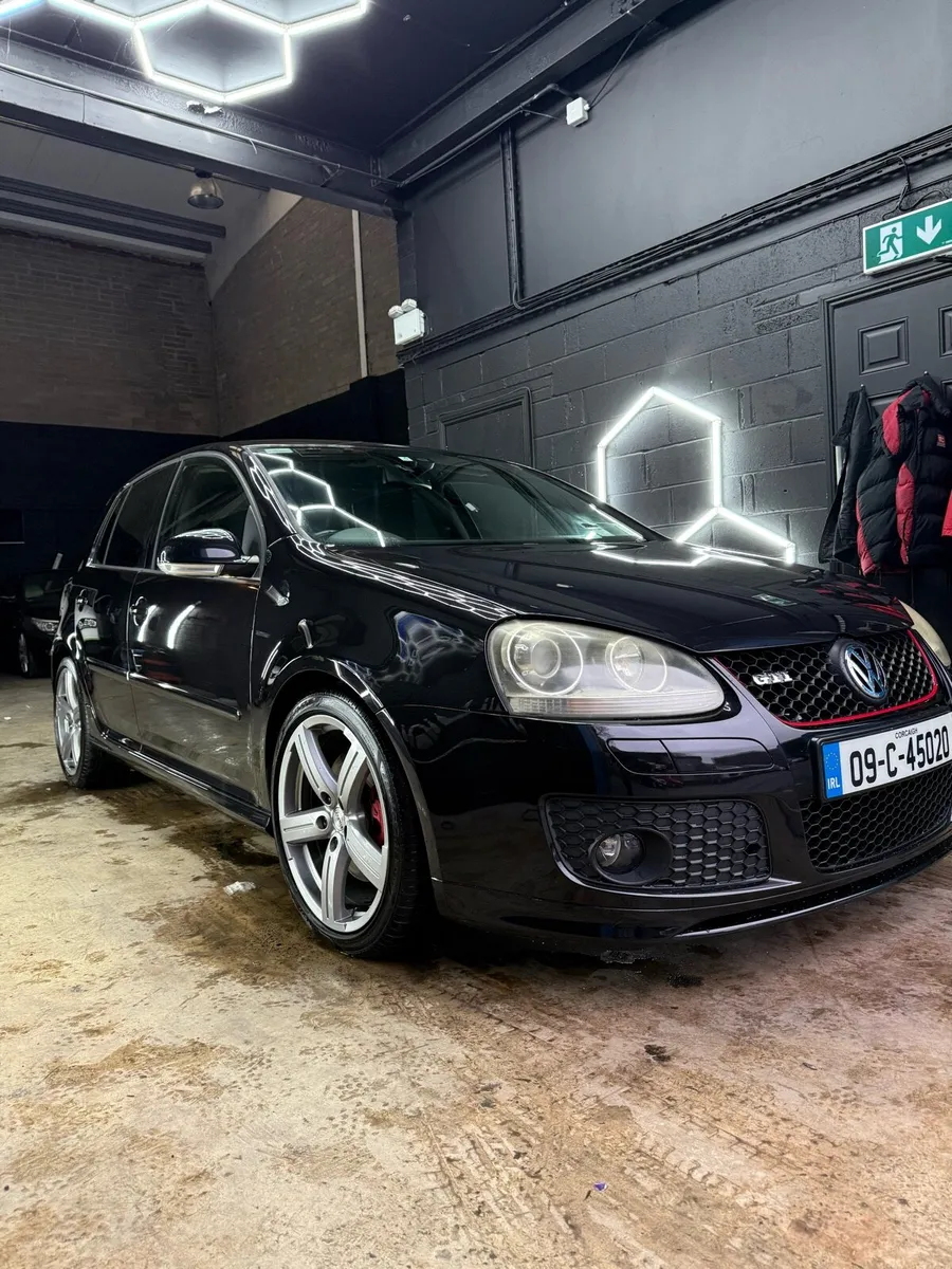 Golf Gti Pirelli edition DSG 2009 - Image 1