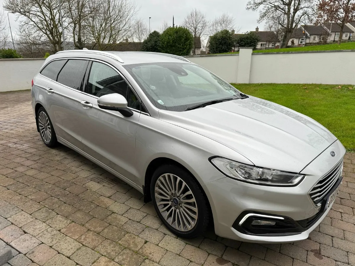 Ford Mondeo 2022 Titanium HEV Estate - Image 1