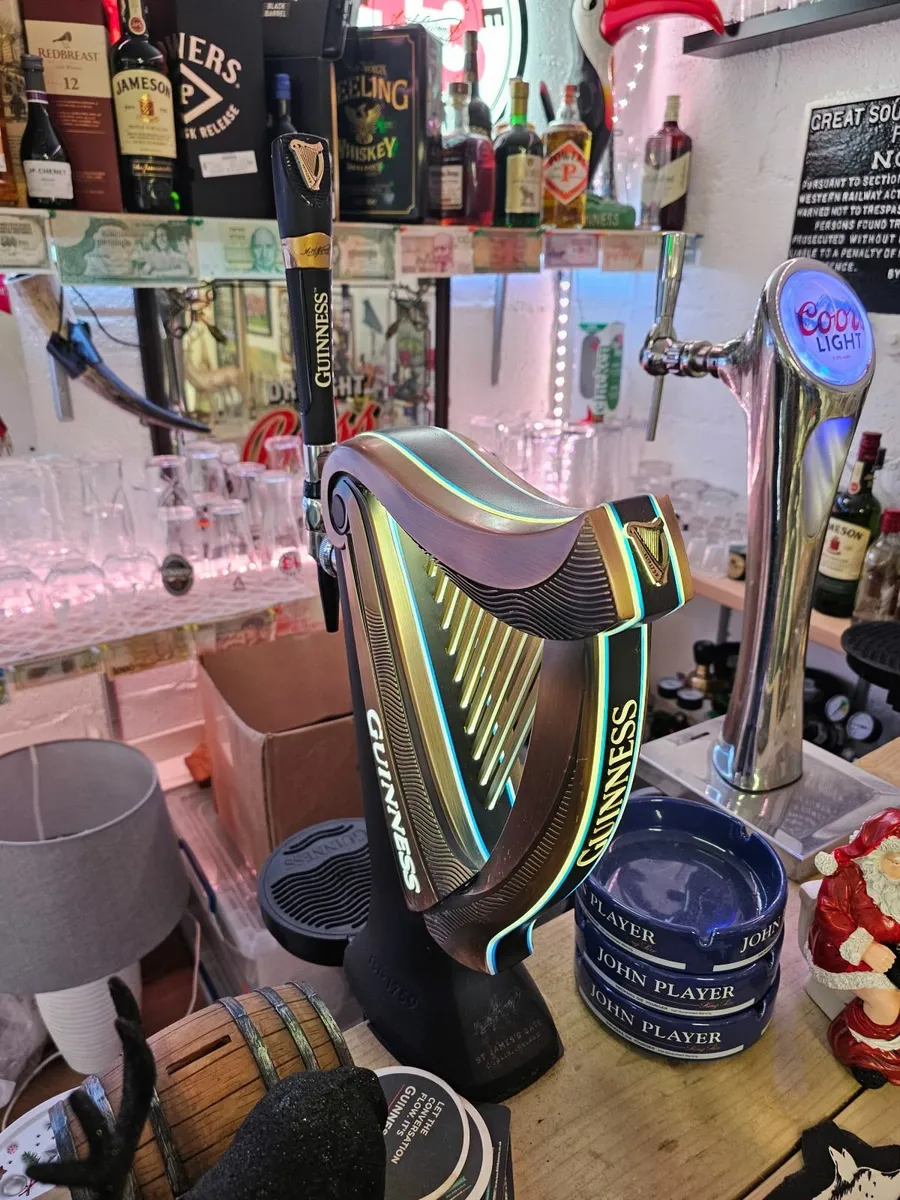 Full home bar for sale (taps, bar, gas, etc) - Image 3