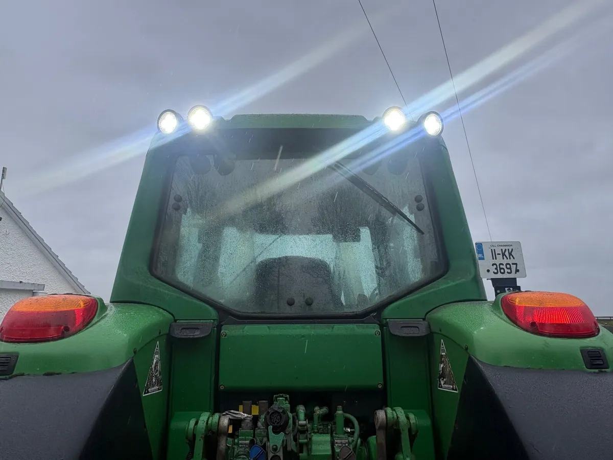 2011 John Deere 6330 **PREMIUM** - Image 2