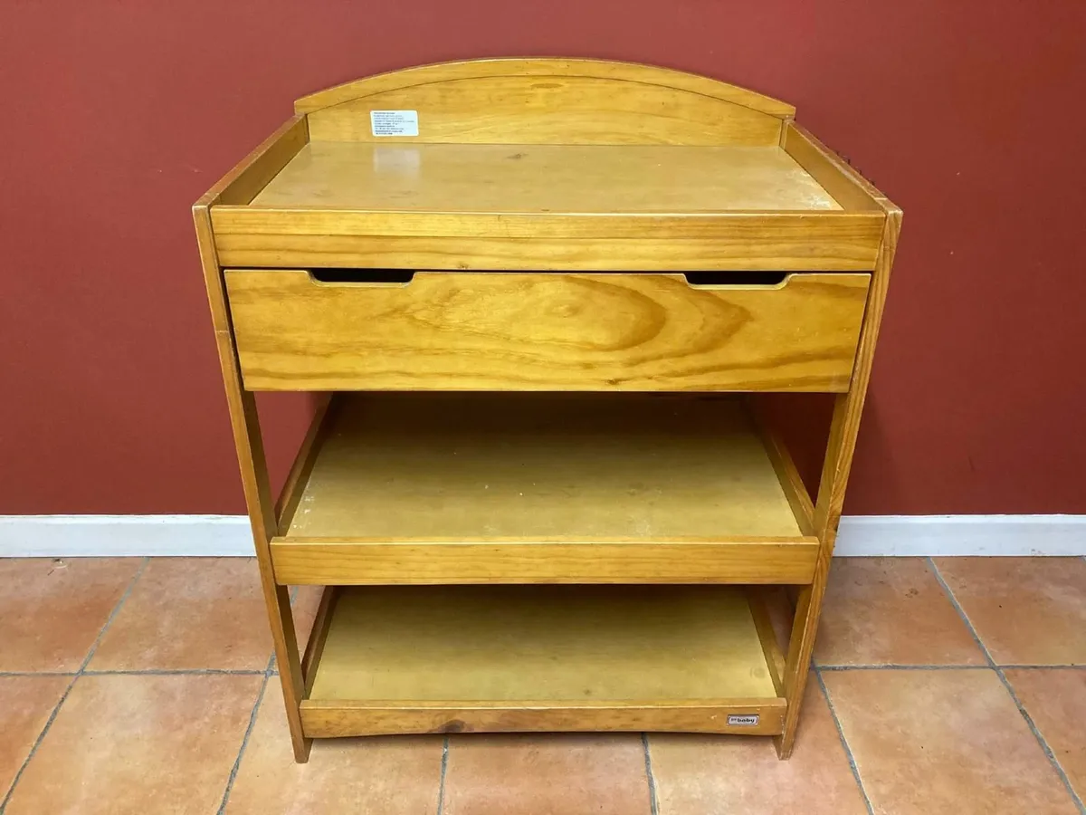BR Baby Wooden Changing Unit With Drawer & Shelves - Image 1